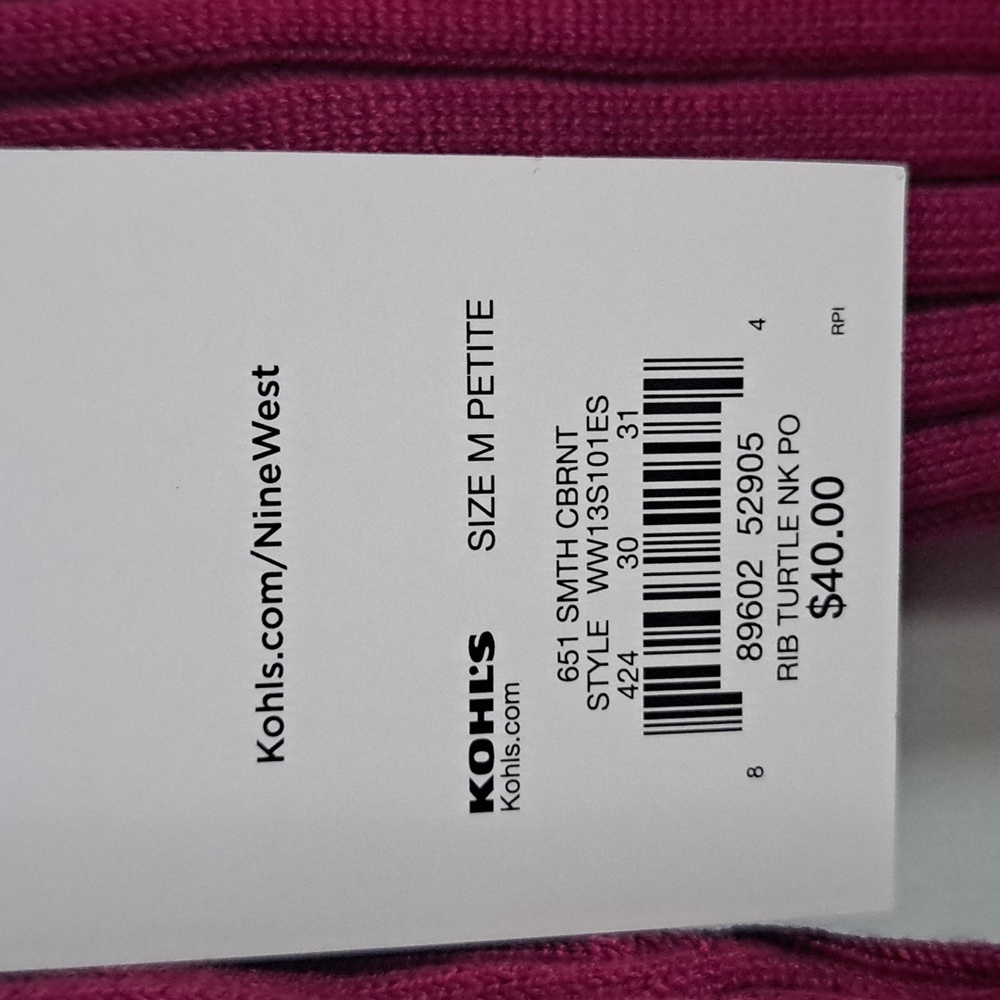 Medium Petite Nine West Turtleneck - Picture 8 of 8